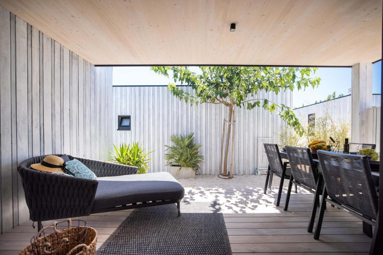 Arcadia Eco-Luxe Mobile Homes With Infinity Pool By Oiko Collection Привлака Екстериор снимка